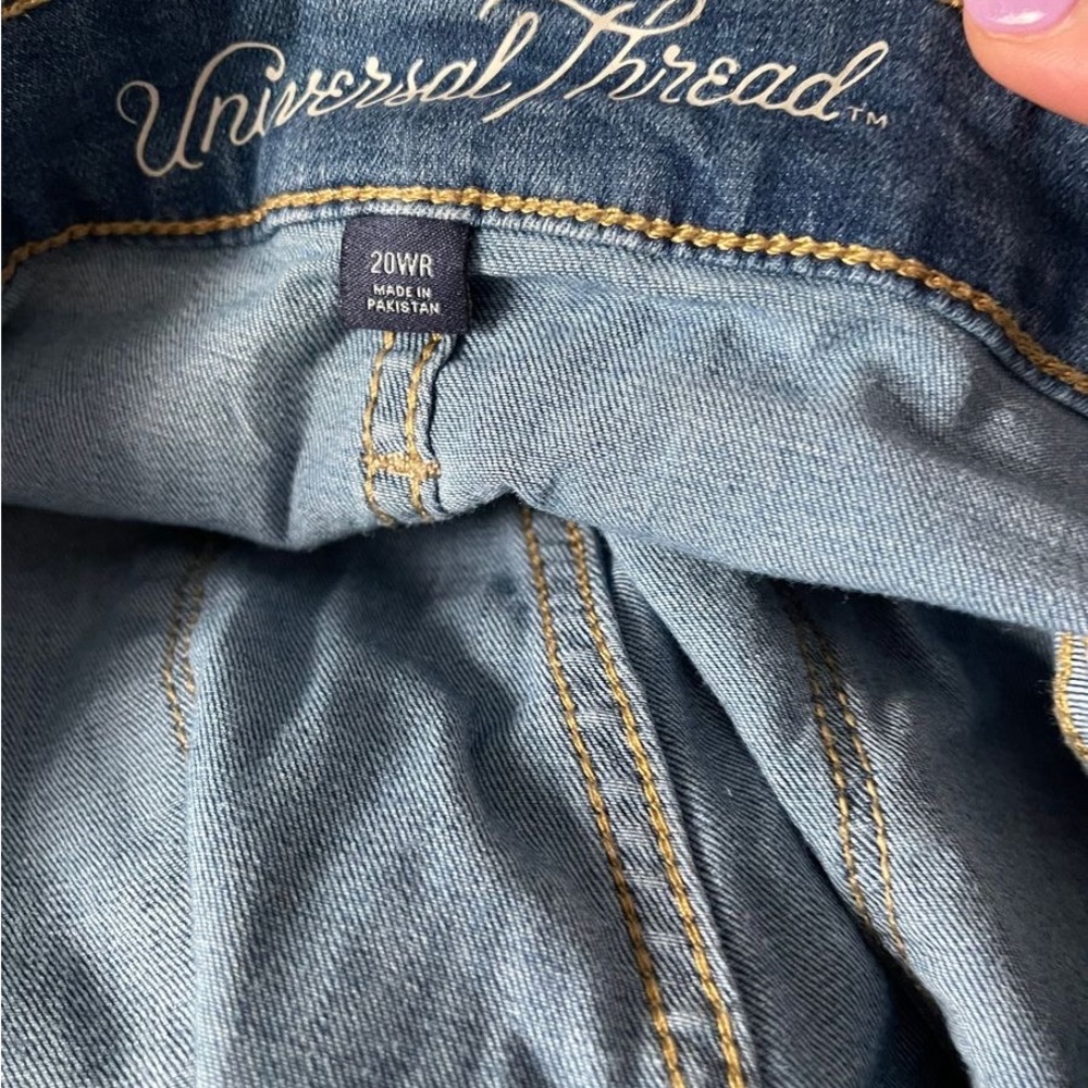 Universal Thread Jeans - Picture 3 of 9